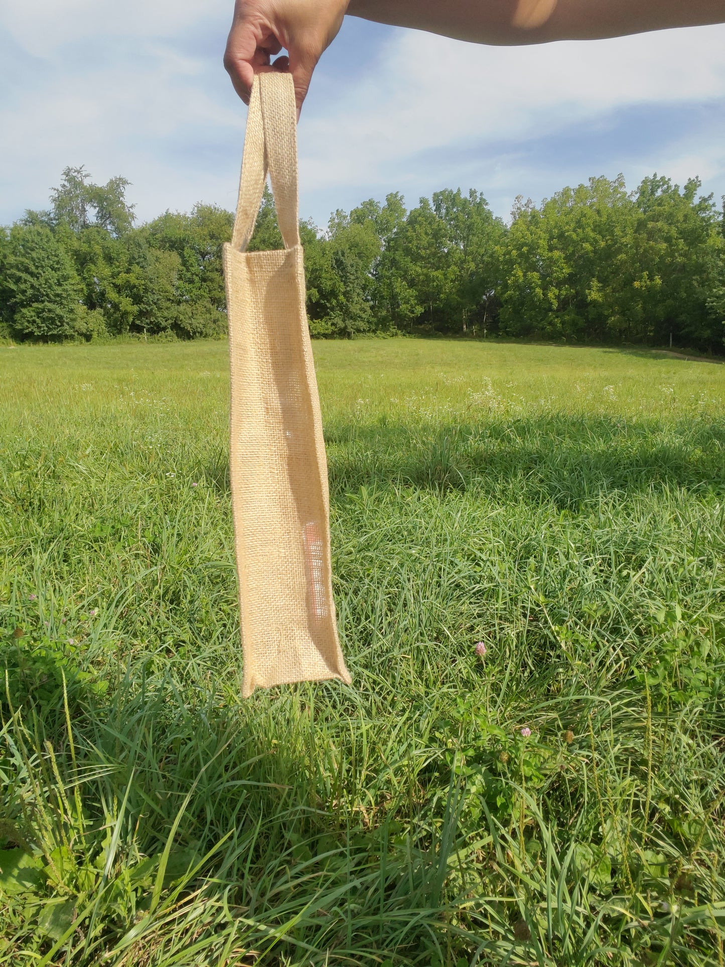 Burlap wine bag with handles, unique party favor, Wedding gifts, wedding favors, Wine bag